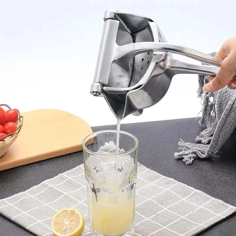 Manual Juice Squeezer 1